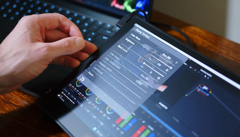 Profesionalno upravljanje bojama - Wacom Movink 13